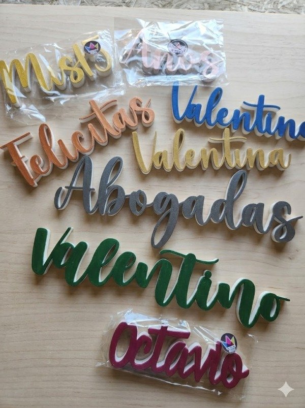 Producto - Nombres personalizados en colores