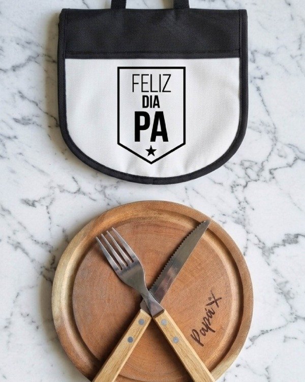Producto - Set Asador Personalizado: Estuche + Plato de Madera + Cubiertos