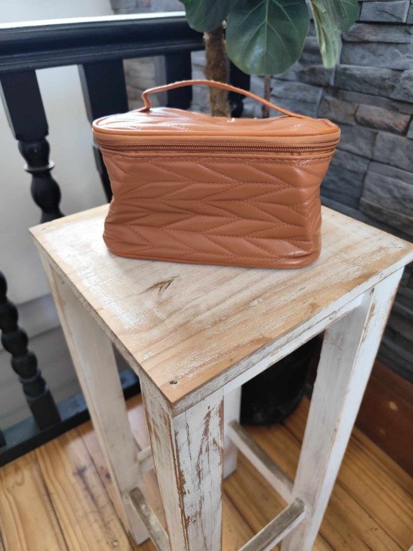 Producto - Neceser XL marrón claro.