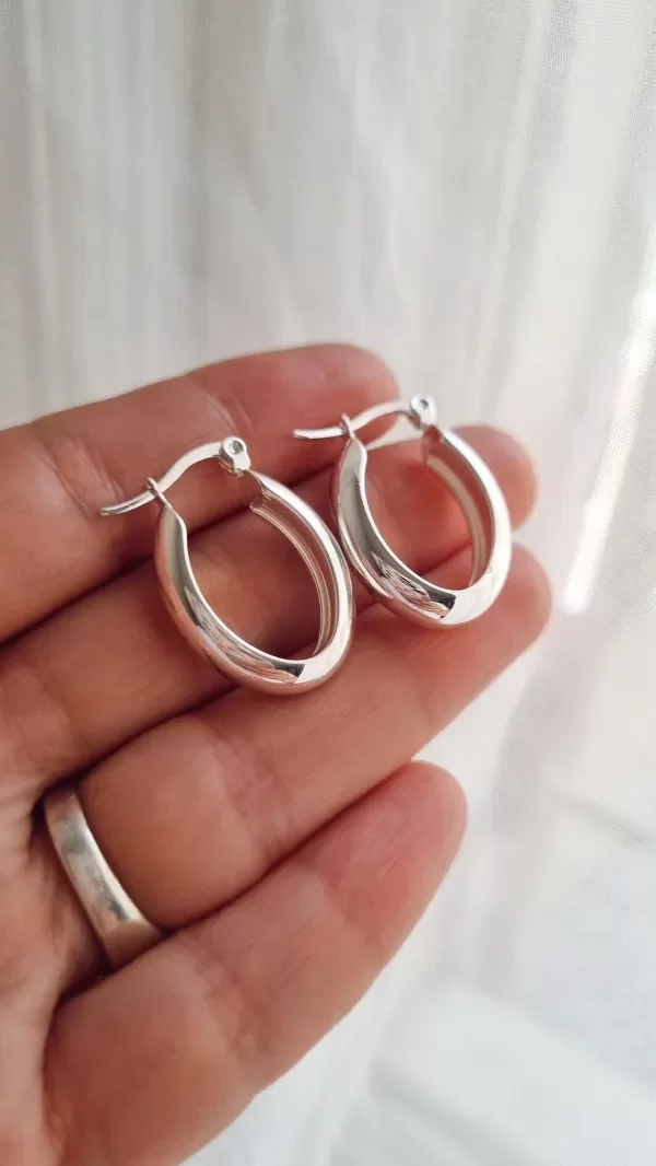 Producto - Argollitas bombe ovaladas acero blanco 2cm aprox