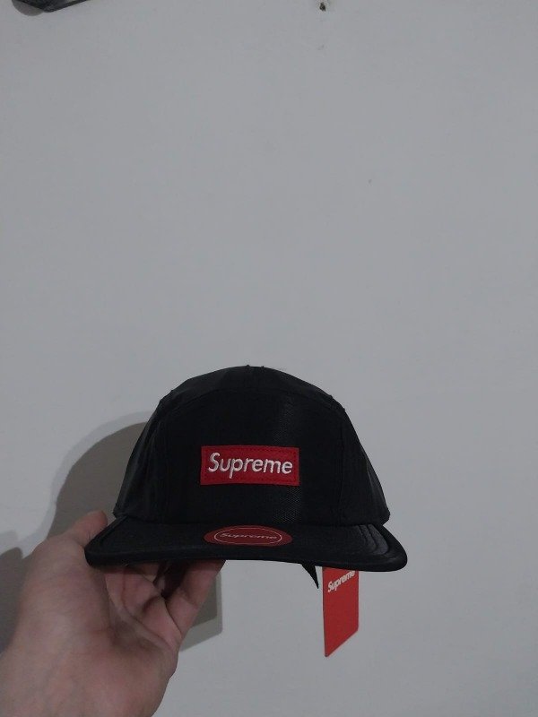 Producto - Supreme negra