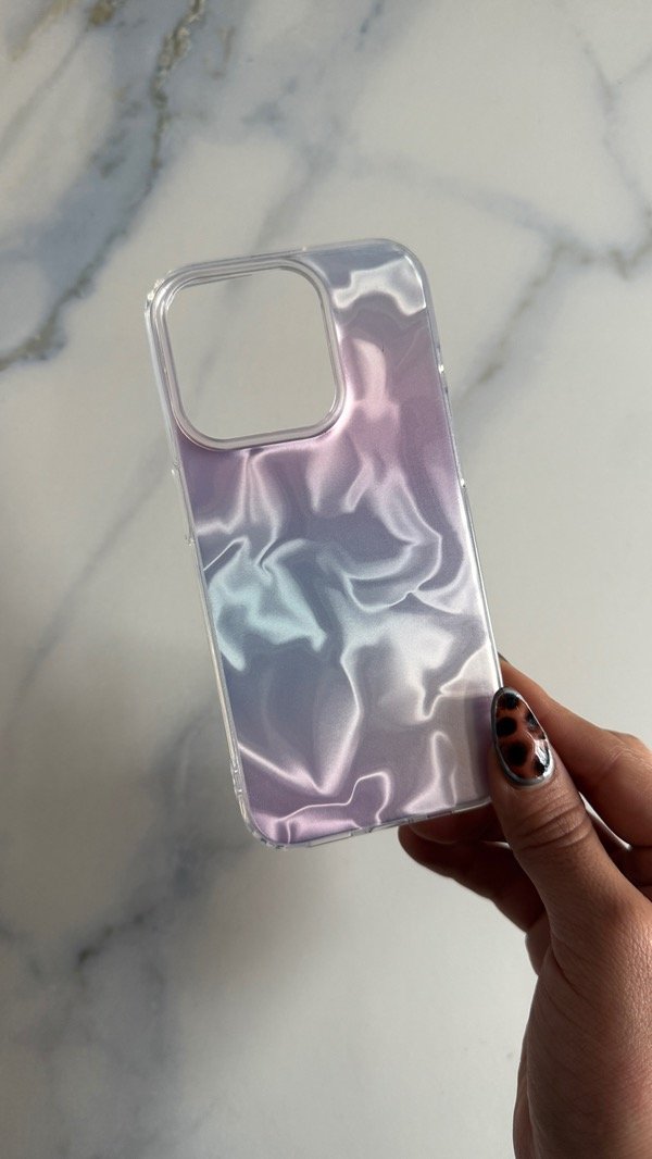 Producto - Funda tornasolada rosa Iph 15 pro