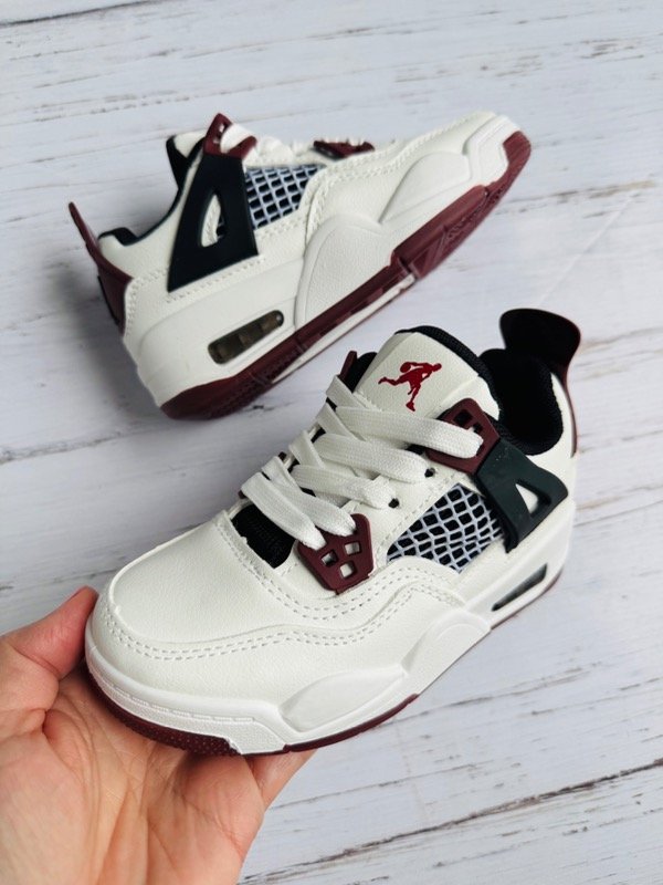 Producto - Zapatillas Jordan del 25 al 30 blanco/bordo