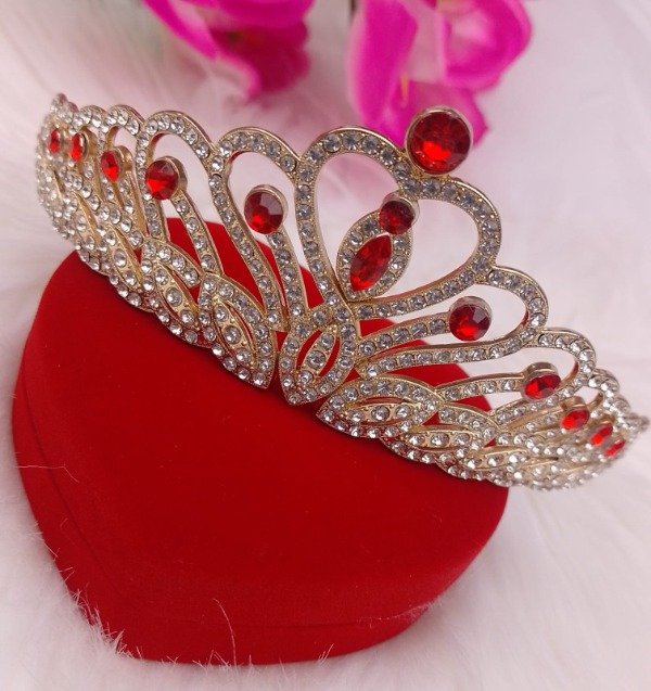 Producto - tiara Strass metal alto 5 cm rojiza
