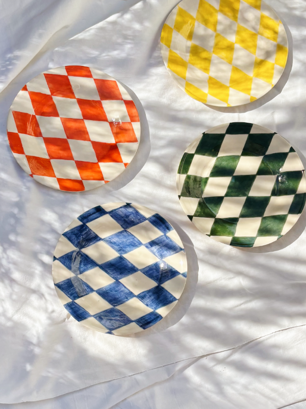 Producto - PLATO ROMBOS PINTADO A MANO