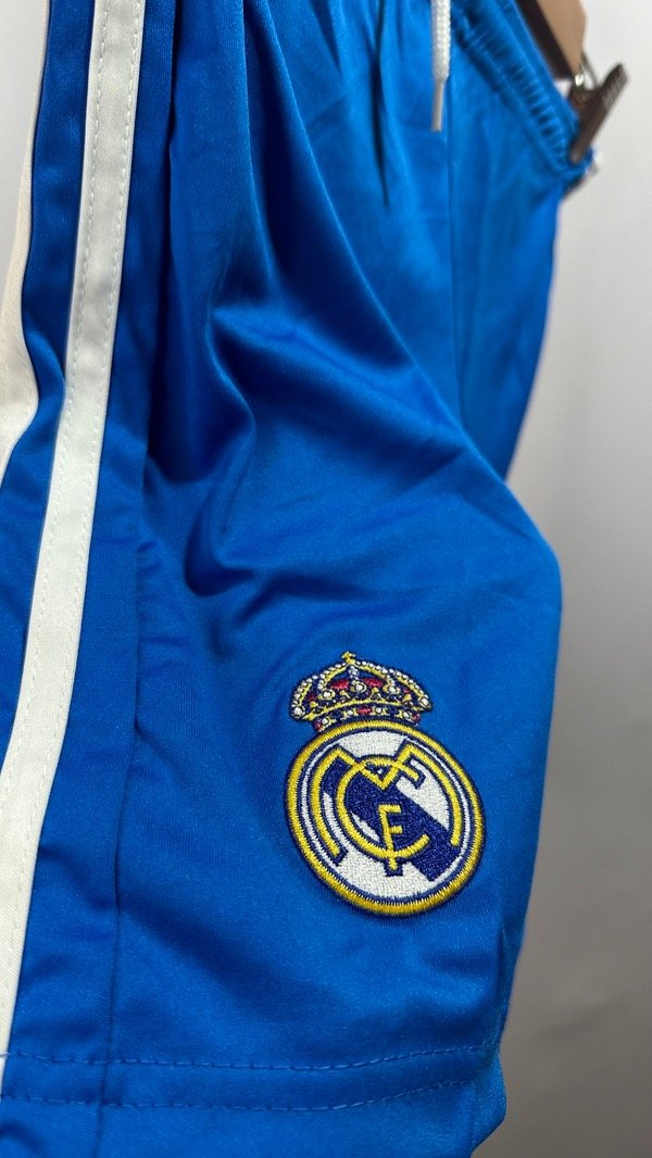 Producto - Conjunto Real Madrid Alternativo 2025/2026 Importado Niños - 4