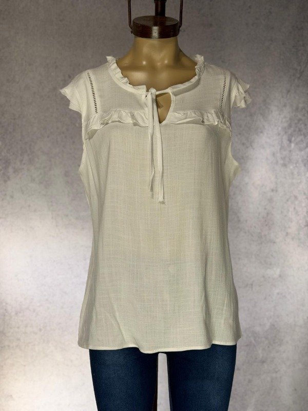 Producto - BLUSA DARCY BLANCA LINO CON VOLADOS