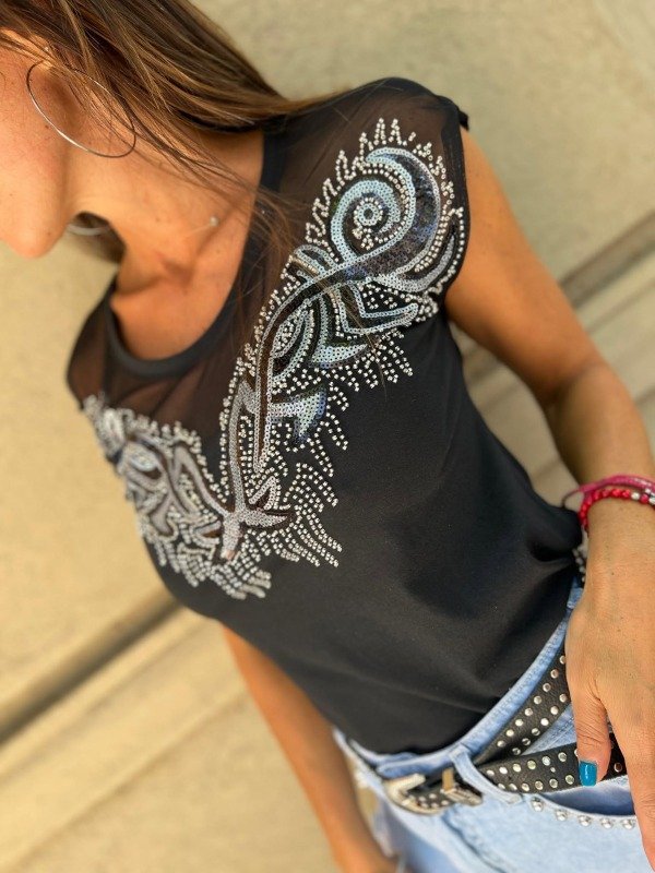 Producto - Remera Corazón Subtle Curve