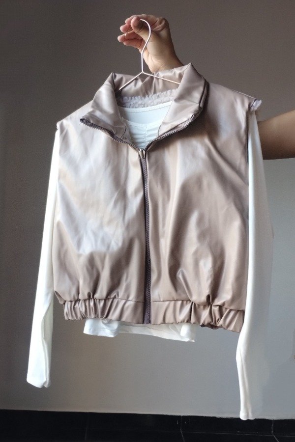 Producto - Chaleco Puffy Creamy