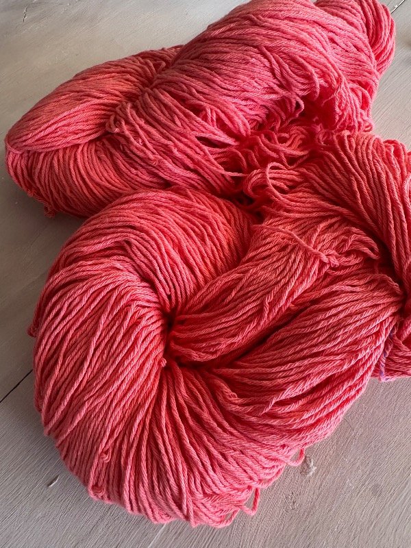 Producto - Algodon 8/6 rustico coral 293 gramos