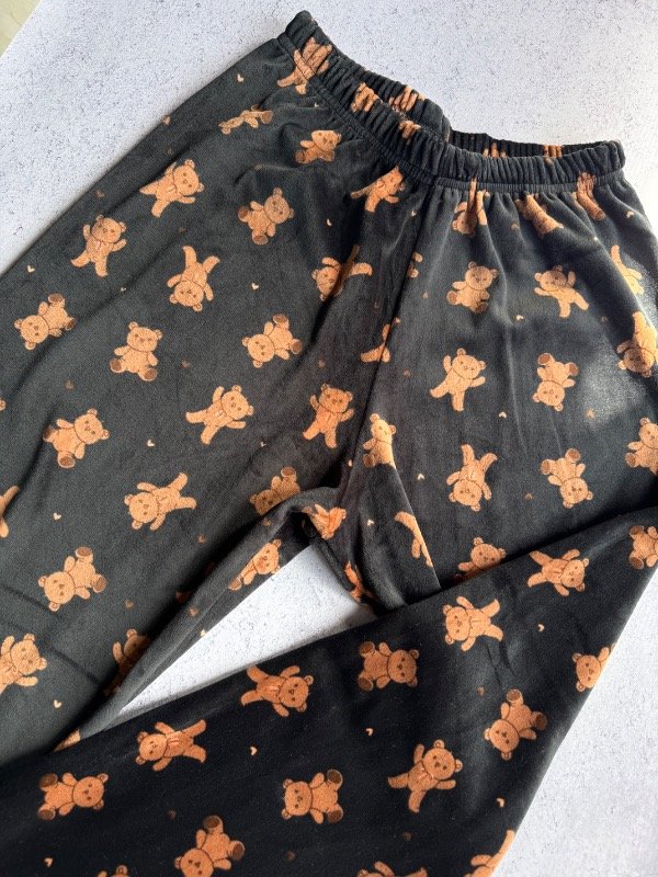 Producto - PANTALON PLUSH NEGRO OSITOS