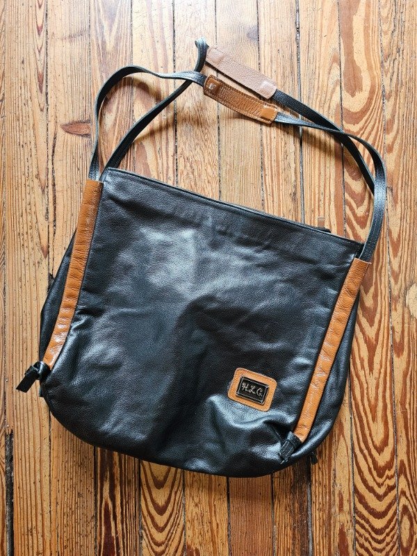 Producto - Cartera Hasta la Coronilla Negra