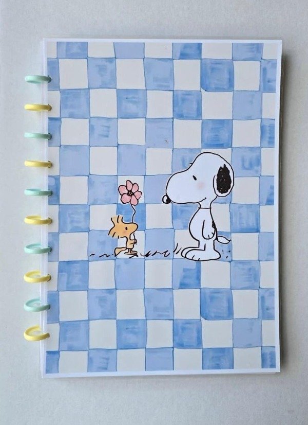 Producto - Cuaderno universitario A4 Snoopy con discos - 1