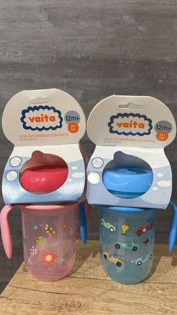 Producto - Vaso antiderrame Vaita con pajita
