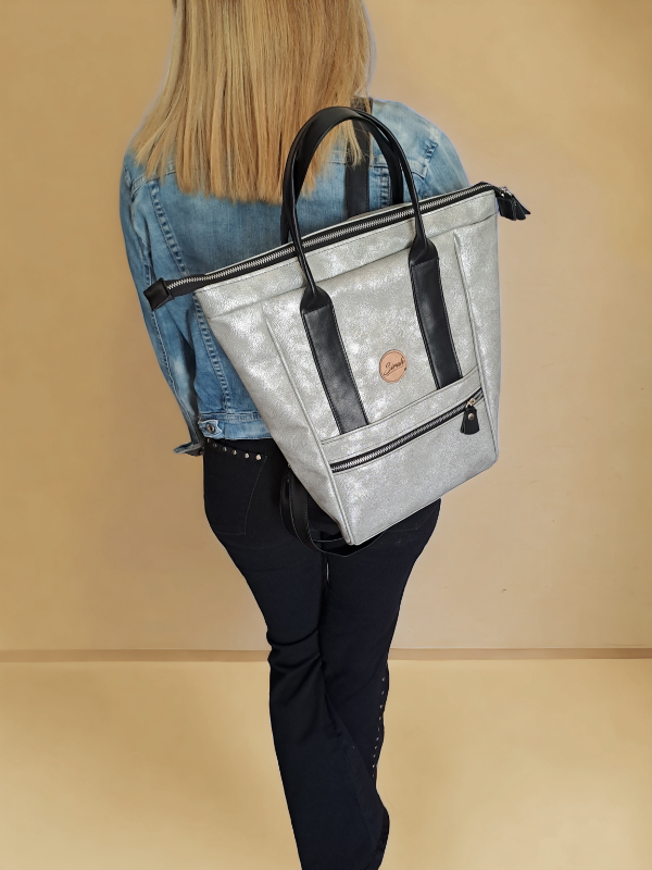 Producto - Mochila  ARUBA  plata y negro - 2