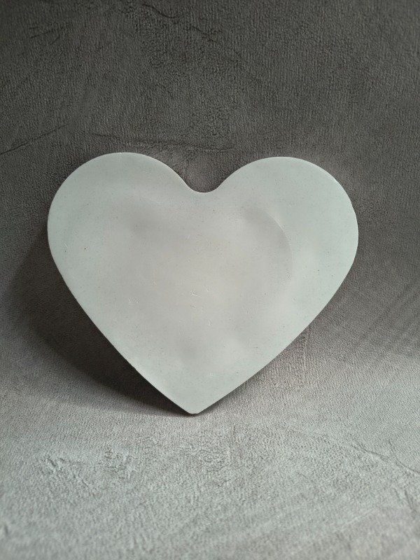 Producto - Bandeja corazón (yeso cerámico premium)