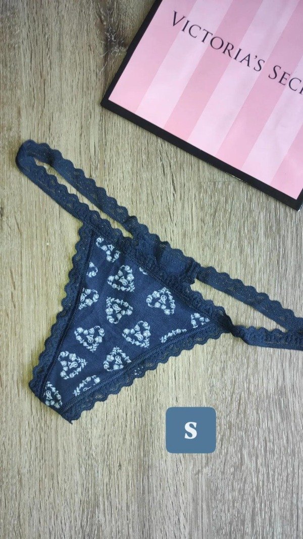 Producto - V string estampadas talle S