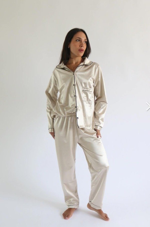 Producto - Pijama Invierno Satén Champagne - 1