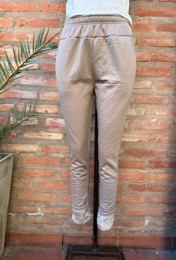 Producto - JOGGING ALGODON CON PIEL ADENTRO