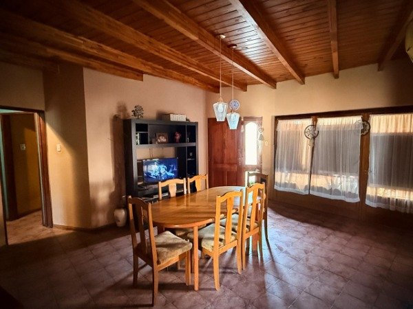 Producto - CASA EN VENTA UBICADA SOBRE CALLE MISIONES 1781 - 3