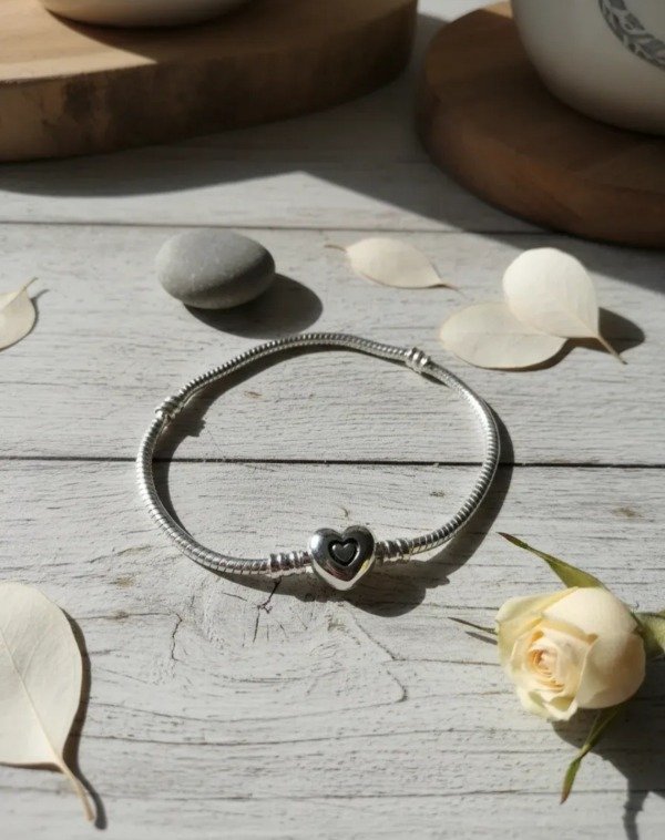Producto - Pulsera de Acero Blanco con cierre corazon