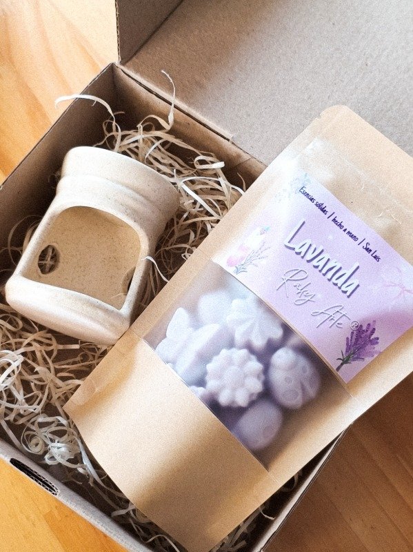 Producto - Box Aromático: Hornito de Cerámica + Bombones Aromáticos + Tarjeta Dedicatoria - 0