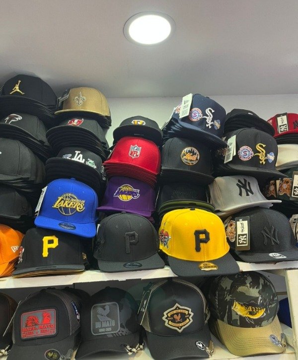 Producto - (PACK EMPRENDEDORES 60 GORRAS)