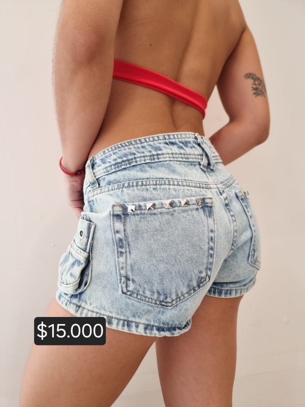 Producto - SHORT TIRO BAJO CON BOLSILLOS