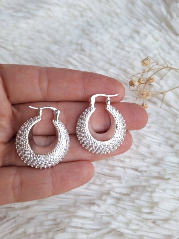 Producto - ABA0172 Argolla Bombé Micropavé grande