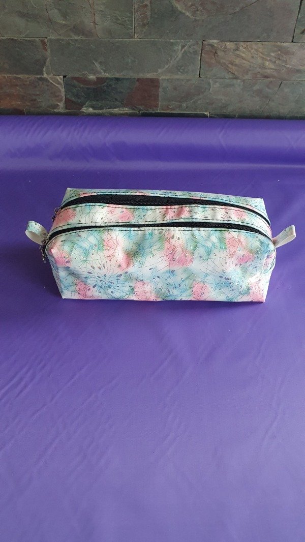 Producto - Cartuchera Doble Cierre Espejada Fuego Rosa/Celeste