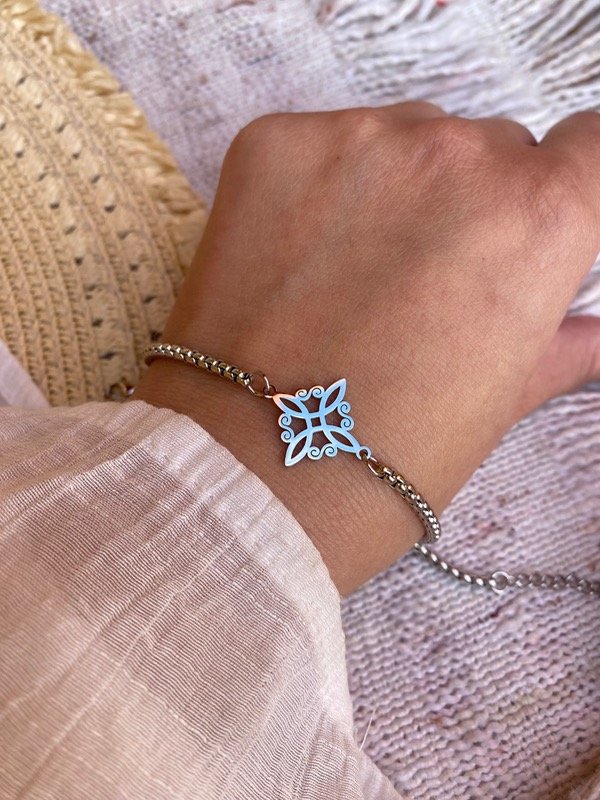 Producto - Pulsera Nudo de Bruja A.Q