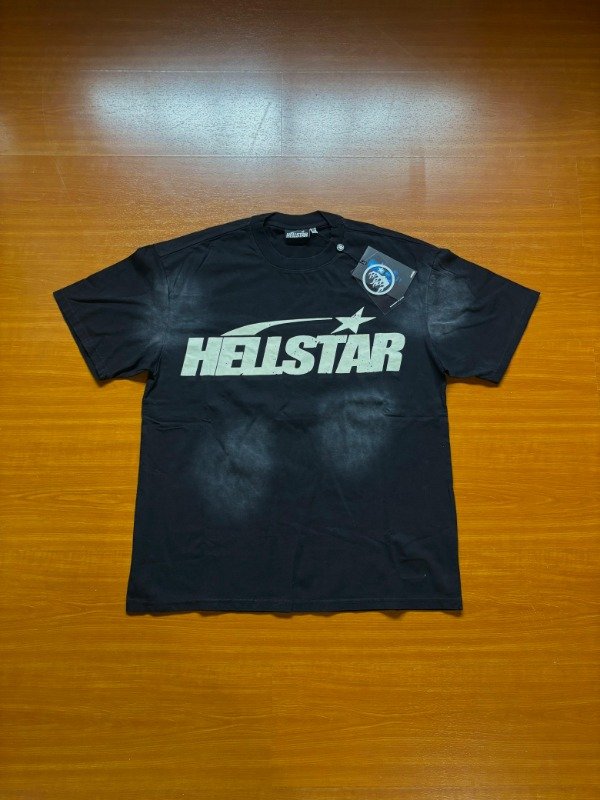 Producto - Remera HELLSTAR "Classic"