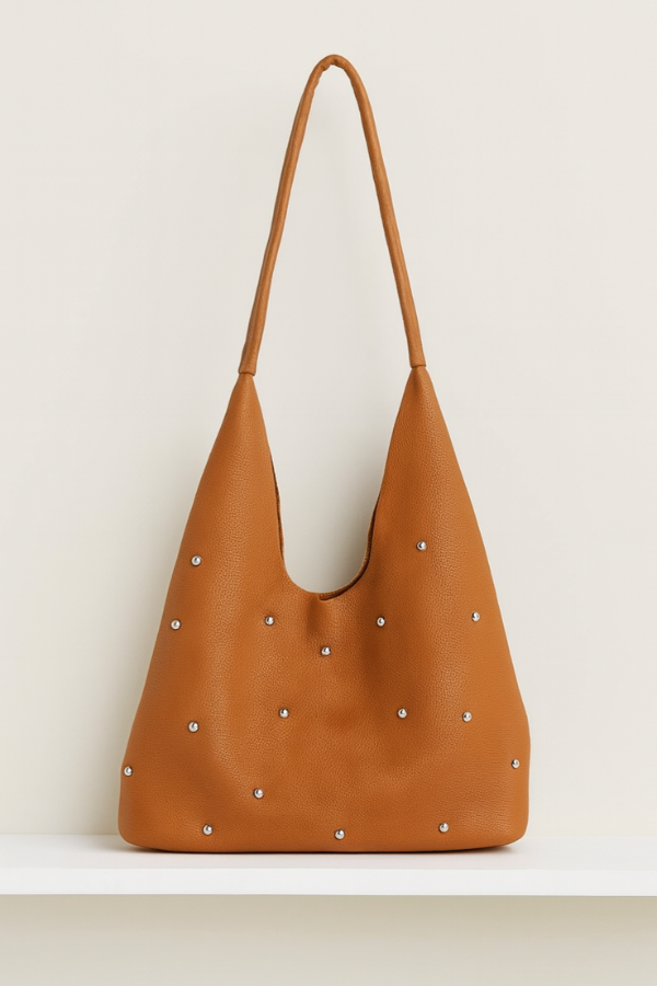 Producto - Cartera Hobo Camel con tachas