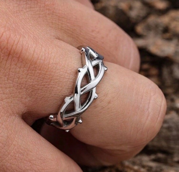 Producto - Anillo púas acero