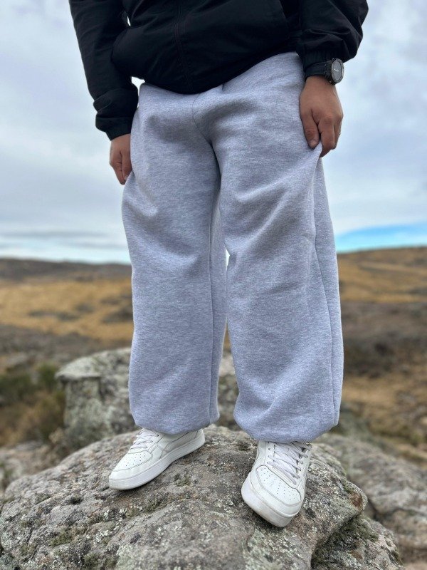 Producto - Joggings de frisa invisible (pueden ser personalizados)