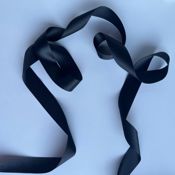 Producto - Cinta raso negro 2,5cm x 1mt