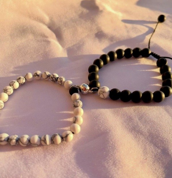 Producto - Dúo de pulseras con imán