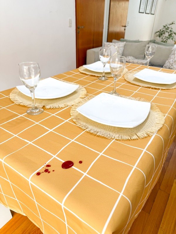 Producto - Mantel IMPERMEABLE - Cuadros
