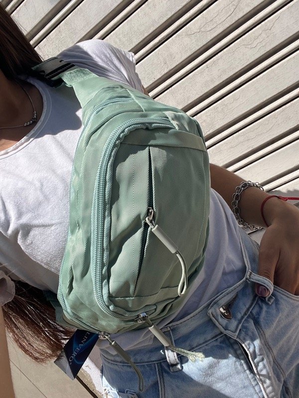 Producto - Riñonera verde agua claro