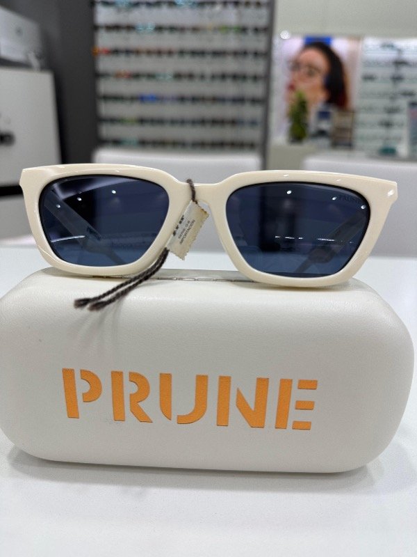 Producto - Gafa de Sol PRUNE 8