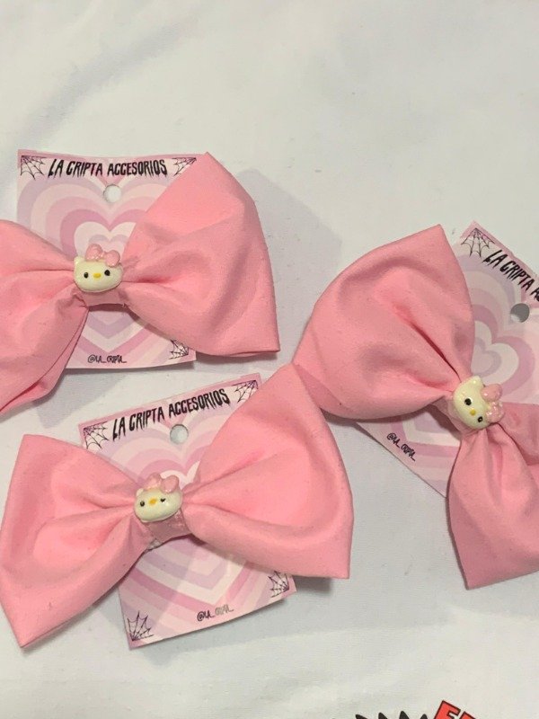 Producto - Moño Hello Kitty