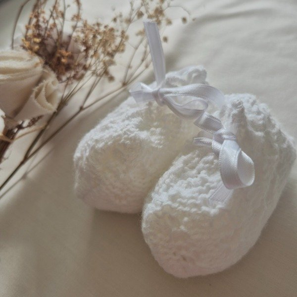 Producto - Escarpines tejidos blanco