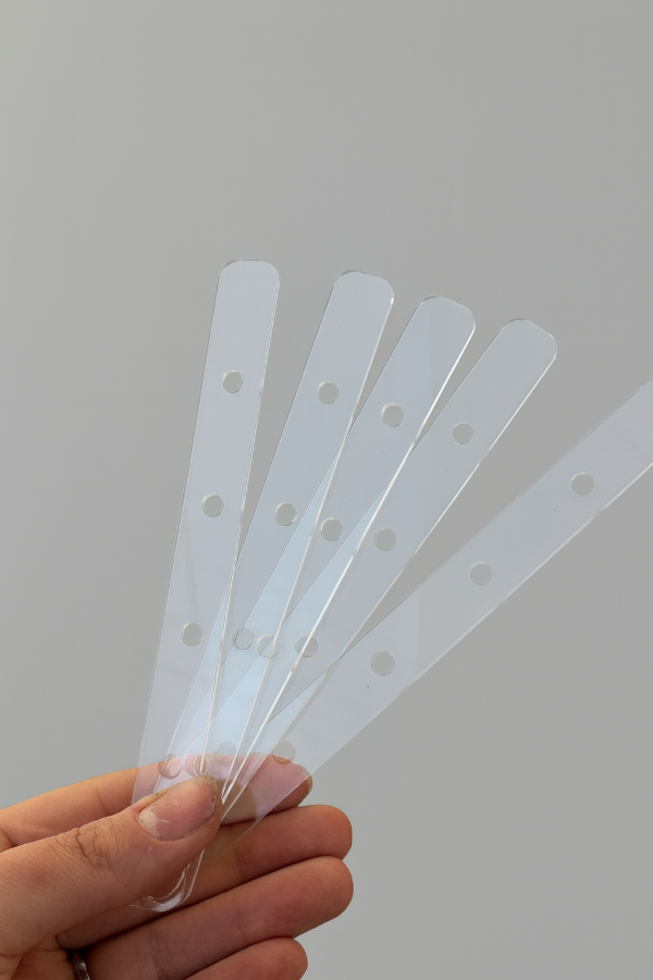 Producto - SUJETA PABILOS ACRILICO