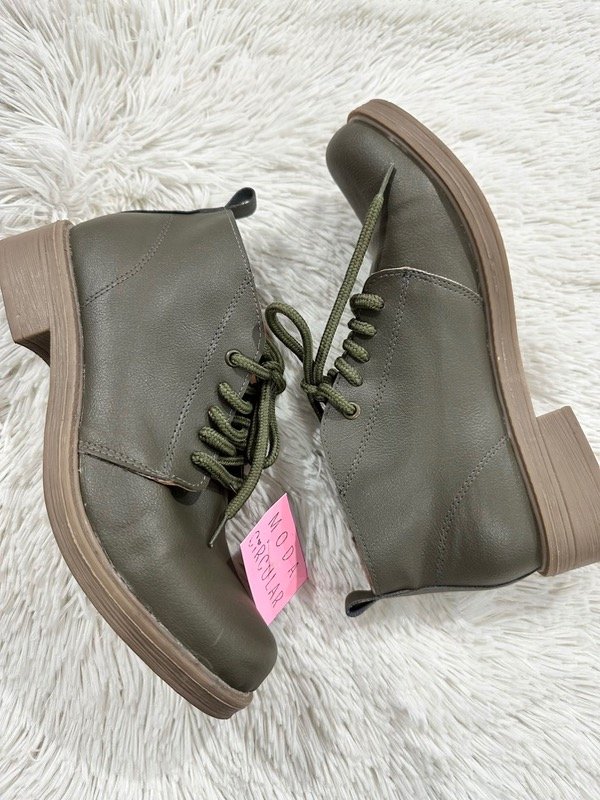 Producto - Botas verde oliva T38