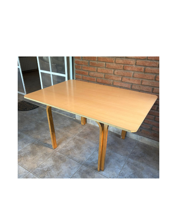 Producto - Mesa de madera	/ 140x96