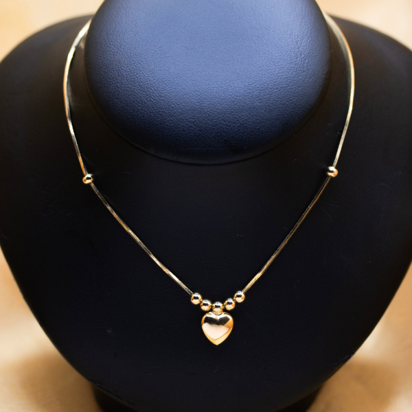 Producto - Gargantilla con Corazon Pasante