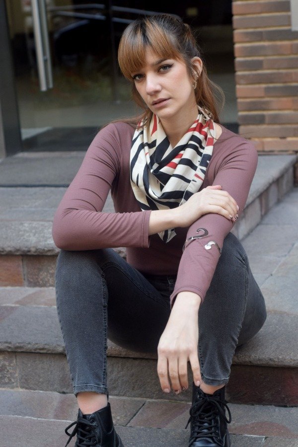 Producto - Pañuelo Bordo y Beige