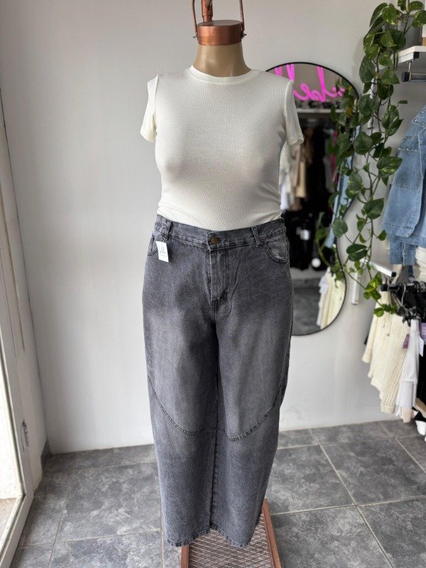 Producto - Jean Baggy Gris con elastico