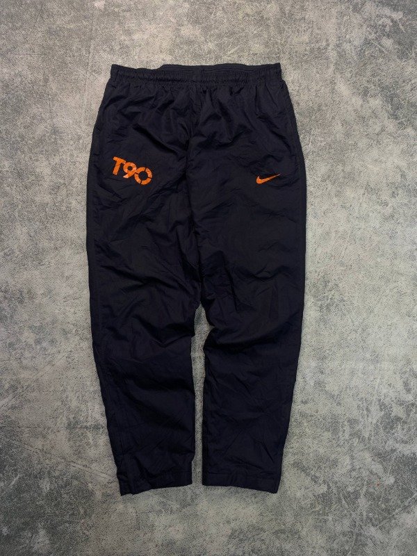 Producto - ROMPEVIENTOS NIKE T90