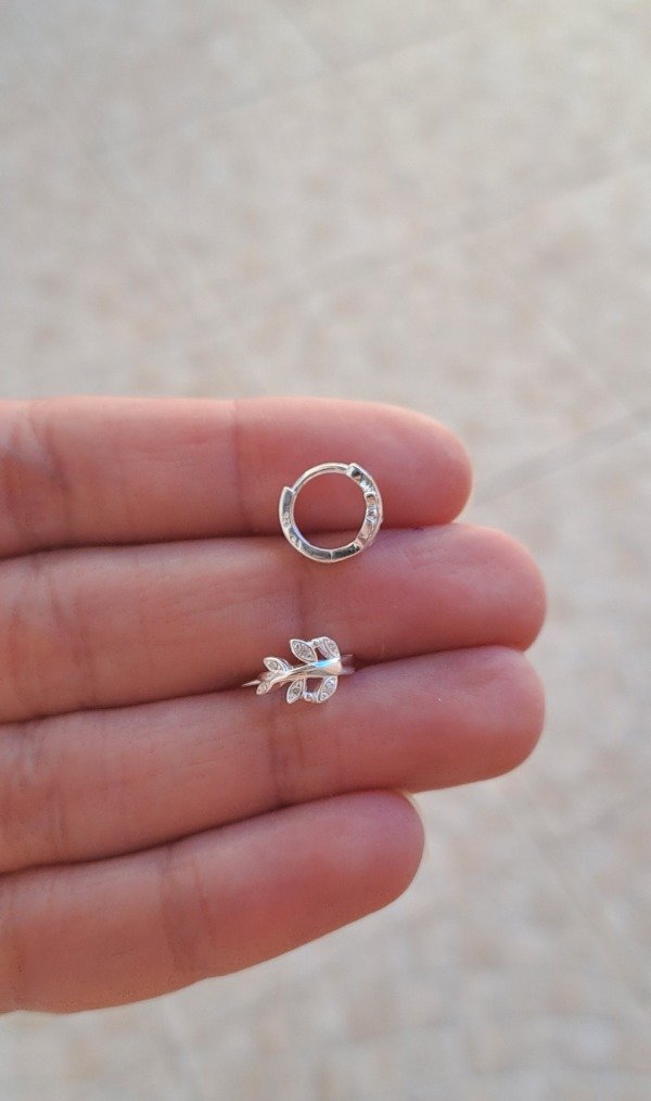 Producto - Argollita de Plata 10mm con Laureles Shine (unidad)